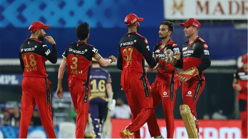 IPL 2021: મેક્સવેલ-ડિવિલિયર્સના તોફાનમાં ઉડી કોલકત્તા, આરસીબીએ સતત ત્રીજી મેચ જીતી IPL 2021: મેક્સવેલ-ડિવિલિયર્સના તોફાનમાં ઉડી કોલકત્તા, આરસીબીએ સતત ત્રીજી મેચ જીતી