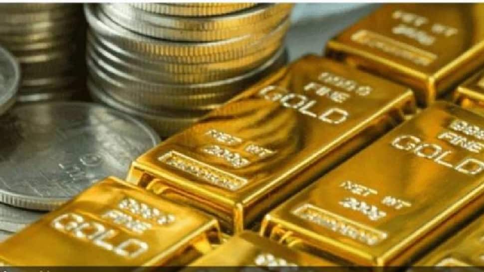 Gold Price Today: આજે સોનું થયું સસ્તુ, 27597 રૂપિયા પર પહોંચ્યો 14 કેરેટ ગોલ્ડનો ભાવ Gold Price Today: આજે સોનું થયું સસ્તુ, 27597 રૂપિયા પર પહોંચ્યો 14 કેરેટ ગોલ્ડનો ભાવ