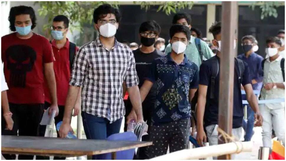 CBSE બોર્ડે લીધો મોટો નિર્ણય, સ્કૂલો પાસે માંગ્યો ધોરણ 10ના વિદ્યાર્થીઓનો આ રિપોર્ટ CBSE બોર્ડે લીધો મોટો નિર્ણય, સ્કૂલો પાસે માંગ્યો ધોરણ 10ના વિદ્યાર્થીઓનો આ રિપોર્ટ