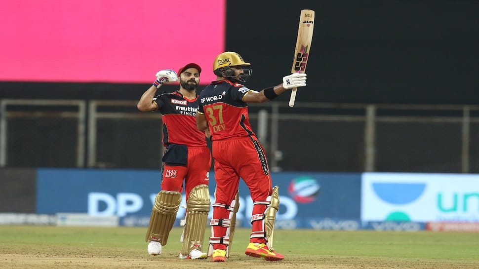 IPL 2021: કોહલી-પડિક્કલનું વાવાઝોડુ, બેંગલોરે રાજસ્થાનને હરાવી સતત ચોથી જીત મેળવી IPL 2021: કોહલી-પડિક્કલનું વાવાઝોડુ, બેંગલોરે રાજસ્થાનને હરાવી સતત ચોથી જીત મેળવી