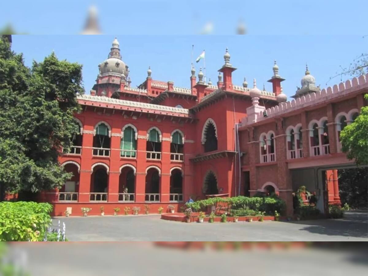 કોરોનાની બીજી લહેર માટે ચૂંટણી પંચ જવાબદાર, હત્યાનો કેસ થાય દાખલઃ Madras High Court