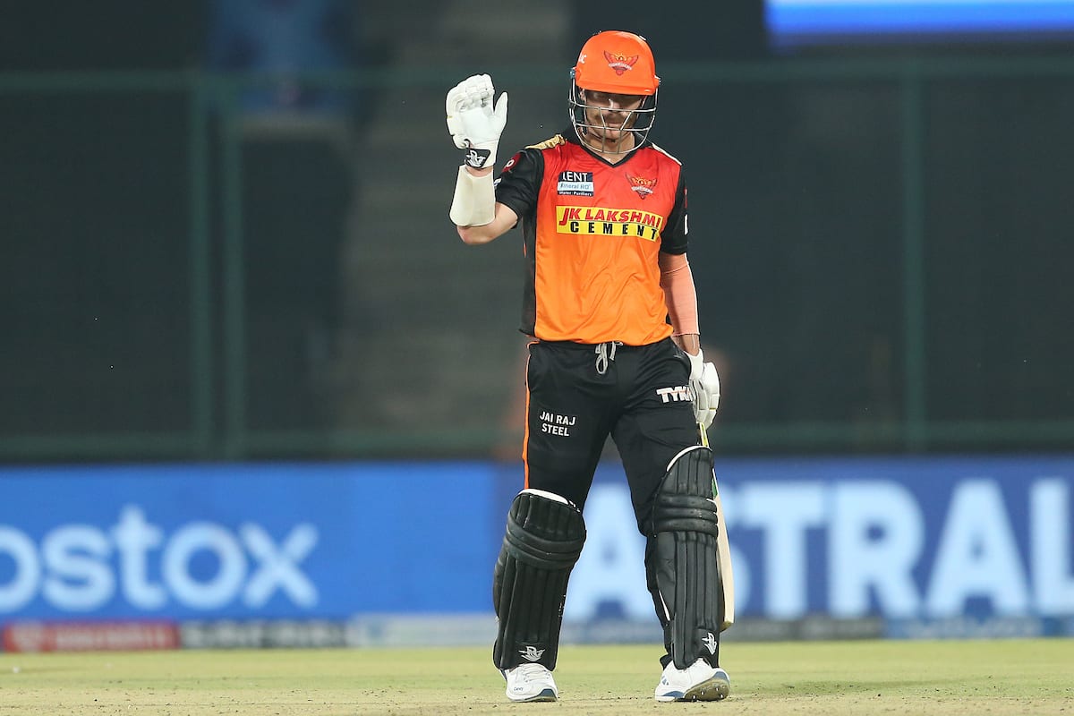 IPL 2021: ડેવિડ વોર્નરે રચ્યો ઈતિહાસ, કોહલી, રોહિતને પાછળ રાખી બન્યો પ્રથમ ખેલાડી IPL 2021: ડેવિડ વોર્નરે રચ્યો ઈતિહાસ, કોહલી, રોહિતને પાછળ રાખી બન્યો પ્રથમ ખેલાડી