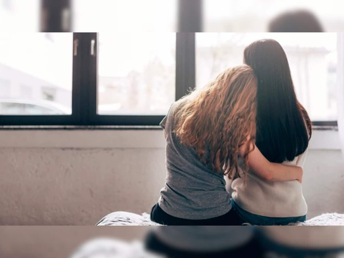 Lesbian Couple: 21 વર્ષની યુવતિ 15 વર્ષની કિશોરીને ભગાડી ગઈ, આચર્યું સૃષ્ટિ વિરૂદ્ધનું કૃત્ય