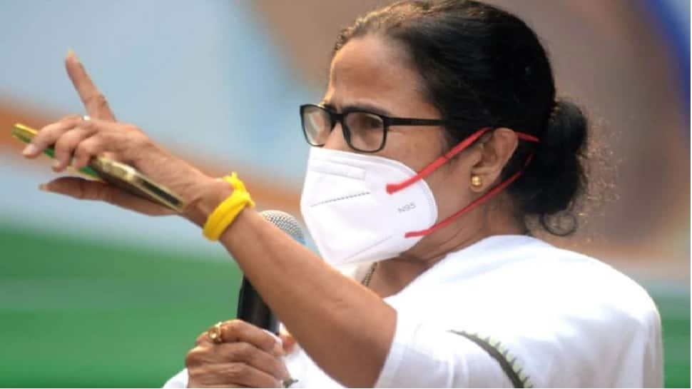 Bengal: સોમવારે CM મમતાના મંત્રી લેશે શપથ, લિસ્ટમાં પૂર્વ ક્રિકેટર મનોજ તિવારી અને પૂર્વ IPS કબીરનું પણ નામ Bengal: સોમવારે CM મમતાના મંત્રી લેશે શપથ, લિસ્ટમાં પૂર્વ ક્રિકેટર મનોજ તિવારી અને પૂર્વ IPS કબીરનું પણ નામ