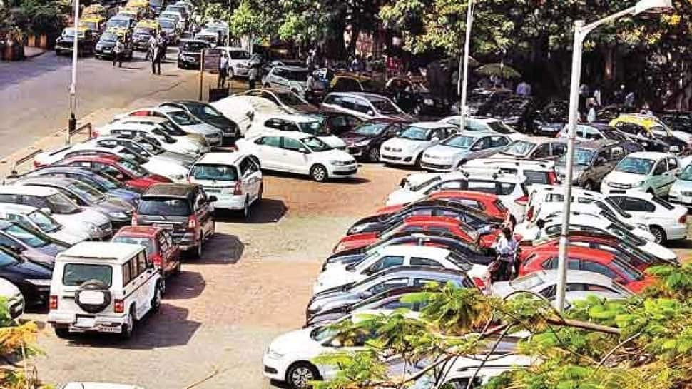 AHMEDABAD: જો નવી ગાડી લેવા ઇચ્છતા હો તો ખાસ વાંચો, નવી પોલિસી સાંભળી પરસેવો છુટી જશે AHMEDABAD: જો નવી ગાડી લેવા ઇચ્છતા હો તો ખાસ વાંચો, નવી પોલિસી સાંભળી પરસેવો છુટી જશે
