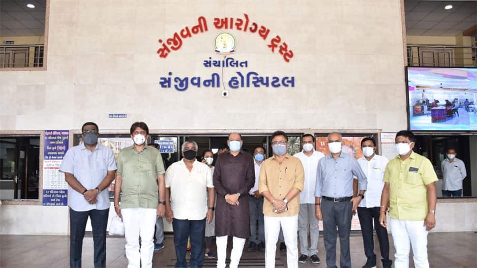 SURAT: રાજ્ય આરોગ્યમંત્રી કુમાર કાનાણીએ ચલથાણ હોસ્પિટલની મુલાકાત લીધી SURAT: રાજ્ય આરોગ્યમંત્રી કુમાર કાનાણીએ ચલથાણ હોસ્પિટલની મુલાકાત લીધી