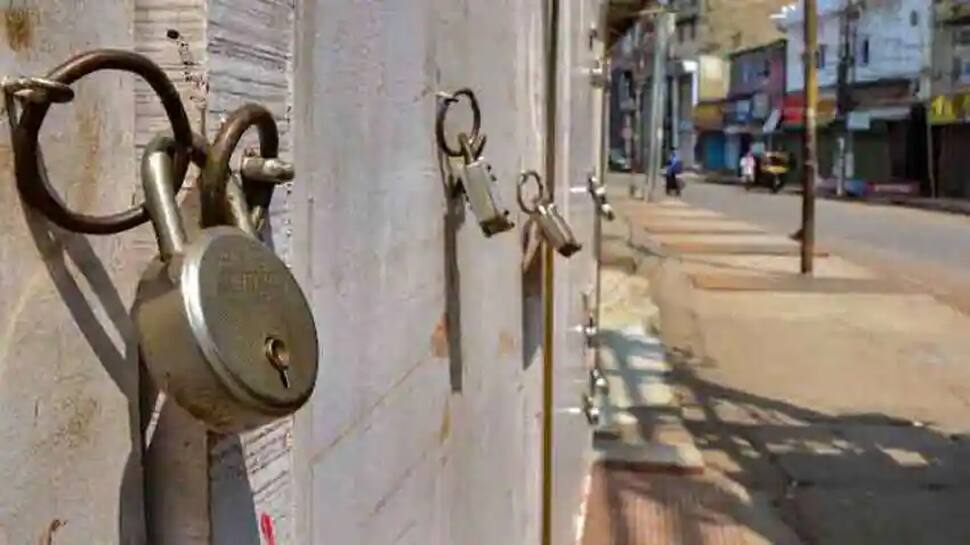 પશ્વિમ બંગાળમાં આવતીકાલથી 30 મે સુધી સંપૂર્ણ લોકડાઉન, ફક્ત જરૂરી સેવાઓ રહેશે ચાલુ પશ્વિમ બંગાળમાં આવતીકાલથી 30 મે સુધી સંપૂર્ણ લોકડાઉન, ફક્ત જરૂરી સેવાઓ રહેશે ચાલુ