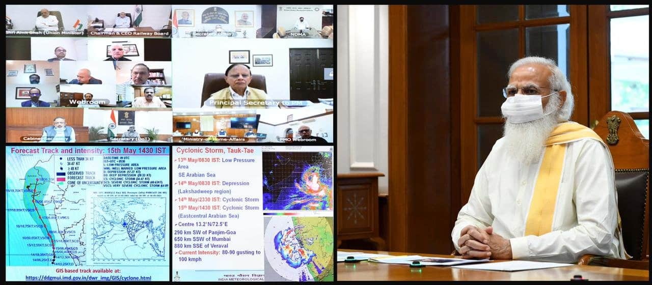 Cyclone Tauktae: ગુજરાત પર વાવાઝોડાનો ખતરો, પ્રધાનમંત્રીએ તૈયારીની કરી સમીક્ષા, અધિકારીઓને આપ્યા ખાસ નિર્દેશ Cyclone Tauktae: ગુજરાત પર વાવાઝોડાનો ખતરો, પ્રધાનમંત્રીએ તૈયારીની કરી સમીક્ષા, અધિકારીઓને આપ્યા ખાસ નિર્દેશ