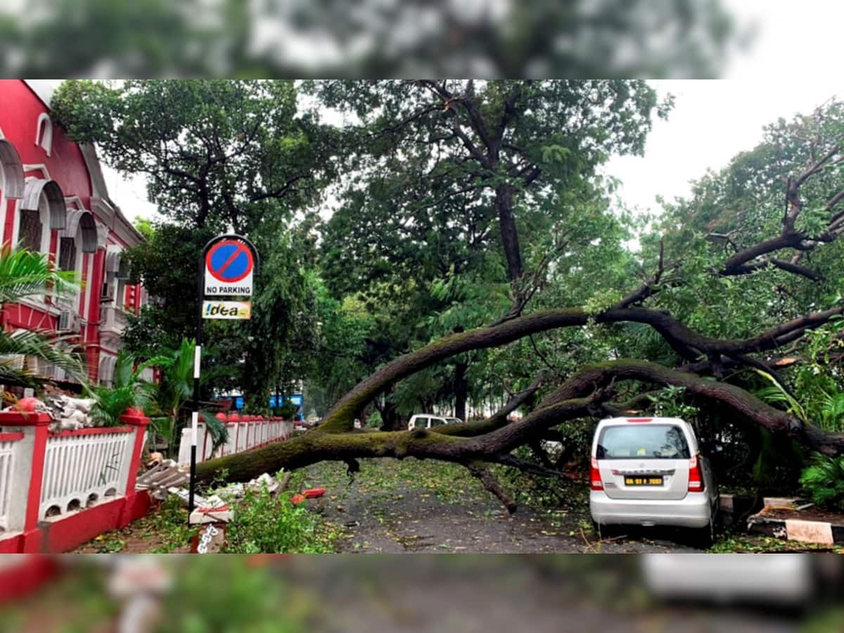 Cyclone Tauktae Live Updates: મુંબઈના અનેક વિસ્તારોમાં પાણી ભરાવવાનું જોખમ, ગોવામાં તબાહી, ગુજરાતમાં હાઈ અલર્ટ