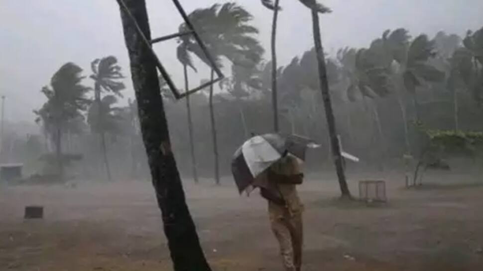 તૌકતે વાવાઝોડાનો સામનો કરવા તંત્ર સજ્જ, 1.50 લાખ નાગરિકોનું 930 શેલ્ટર હોમમાં સ્થળાંતર તૌકતે વાવાઝોડાનો સામનો કરવા તંત્ર સજ્જ, 1.50 લાખ નાગરિકોનું 930 શેલ્ટર હોમમાં સ્થળાંતર