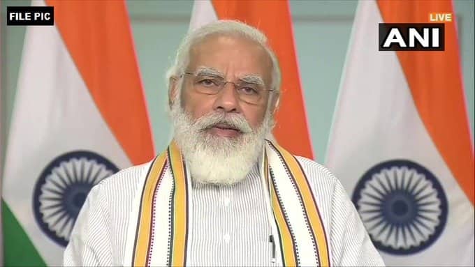 PM મોદીએ કોવિડ-19 પર દેશના ડોક્ટરો સાથે કરી વાત, તેમના સૂચનો અનુભવો જાણ્યા PM મોદીએ કોવિડ-19 પર દેશના ડોક્ટરો સાથે કરી વાત, તેમના સૂચનો અનુભવો જાણ્યા