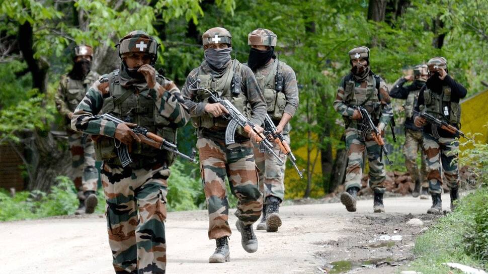 Most Dangerous Guns: આ છે ભારતીય સેનાની 9 સૌથી ખતરનાક ગન, જેનાથી થર-થર કાંપે છે દુશ્મન Most Dangerous Guns: આ છે ભારતીય સેનાની 9 સૌથી ખતરનાક ગન, જેનાથી થર-થર કાંપે છે દુશ્મન