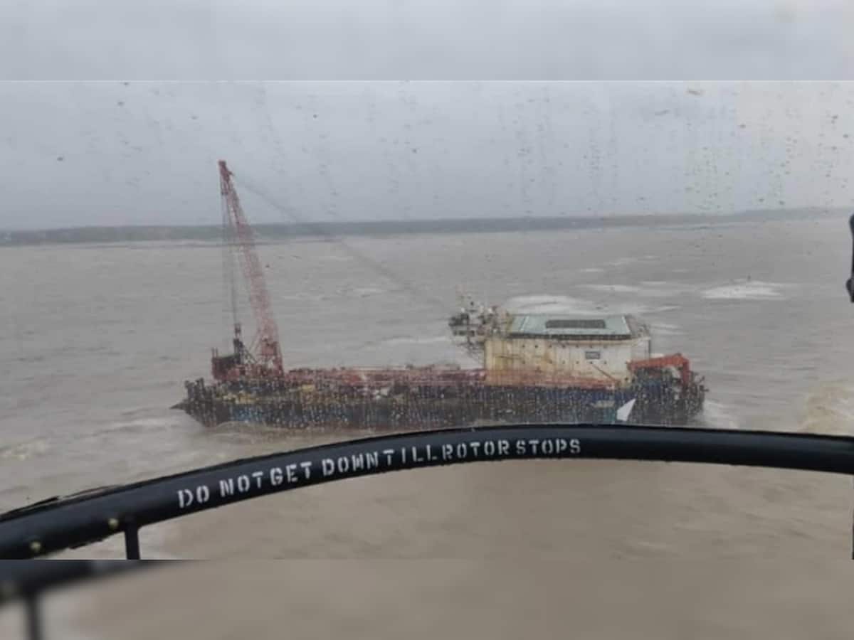 Cyclone Tauktae Rescue: 'Barge P305' જહાજમાંથી નેવીને મળ્યા 14 મૃતદેહ, હજુ 63 લોકો ગૂમ