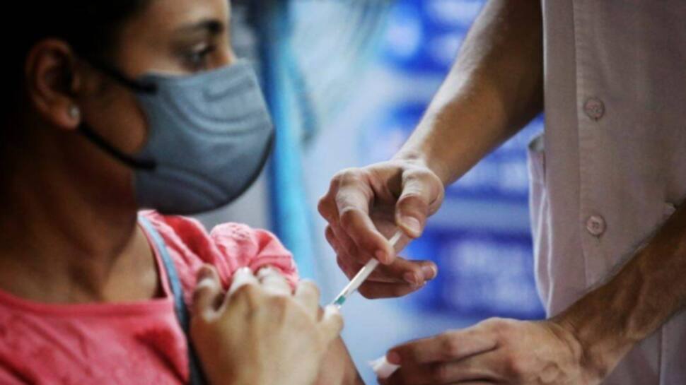 Corona Vaccination: આવતીકાલથી અમદાવાદમાં વેક્સીનેશન શરૂ, જાણો ક્યાં મળશે રસી Corona Vaccination: આવતીકાલથી અમદાવાદમાં વેક્સીનેશન શરૂ, જાણો ક્યાં મળશે રસી