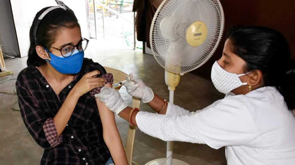 Corona Vaccine: 12થી 17 વર્ષના બાળકો પર 100% કારગર છે આ રસી, ટ્રાયલના પરિણામ સામે આવ્યા Corona Vaccine: 12થી 17 વર્ષના બાળકો પર 100% કારગર છે આ રસી, ટ્રાયલના પરિણામ સામે આવ્યા