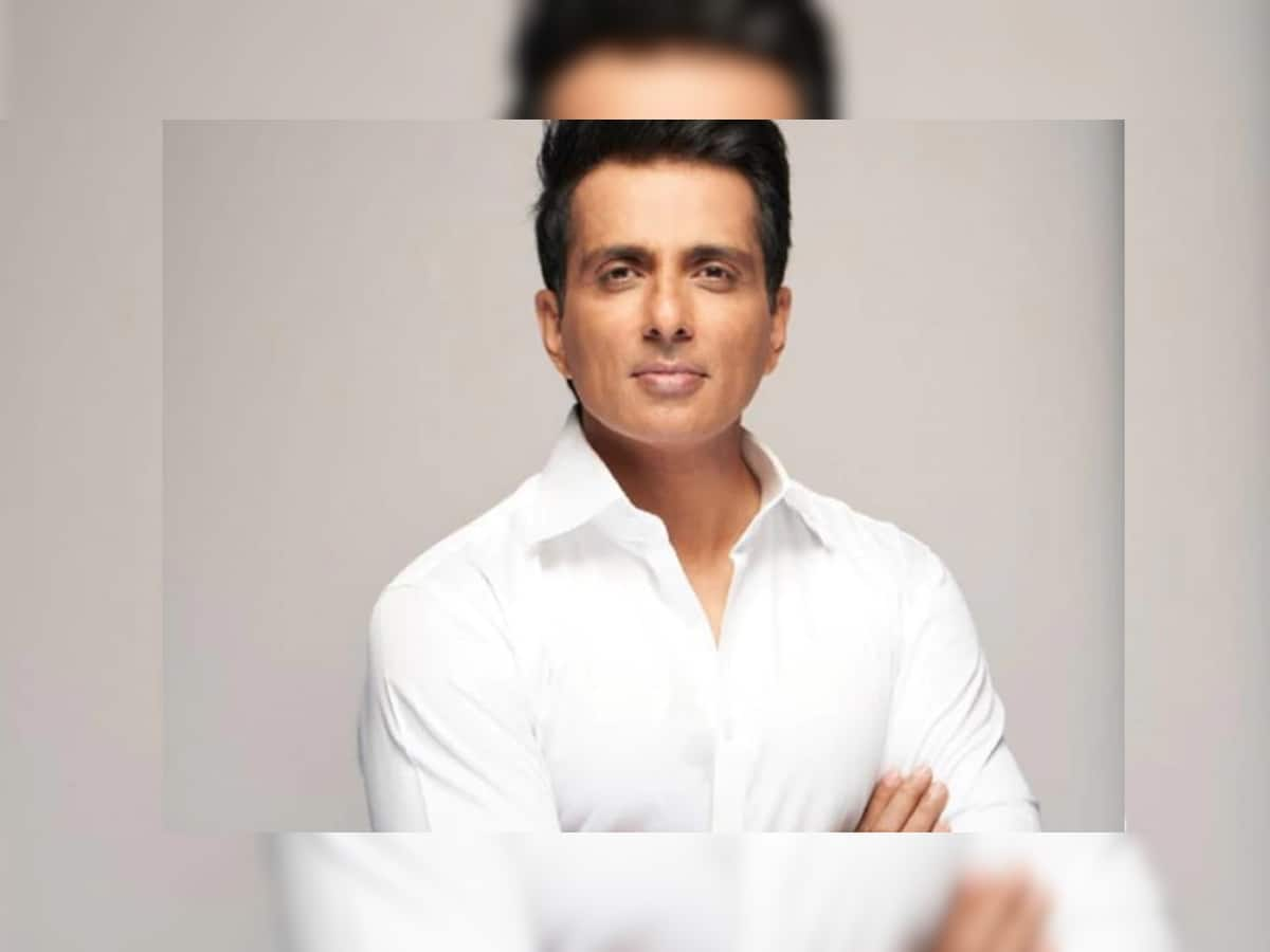 પોતાના નામની મટન શોપ જોઈ ચોંકી ગયો Sonu Sood, જવાબ આપી કહ્યું- હું શાકાહારી છું