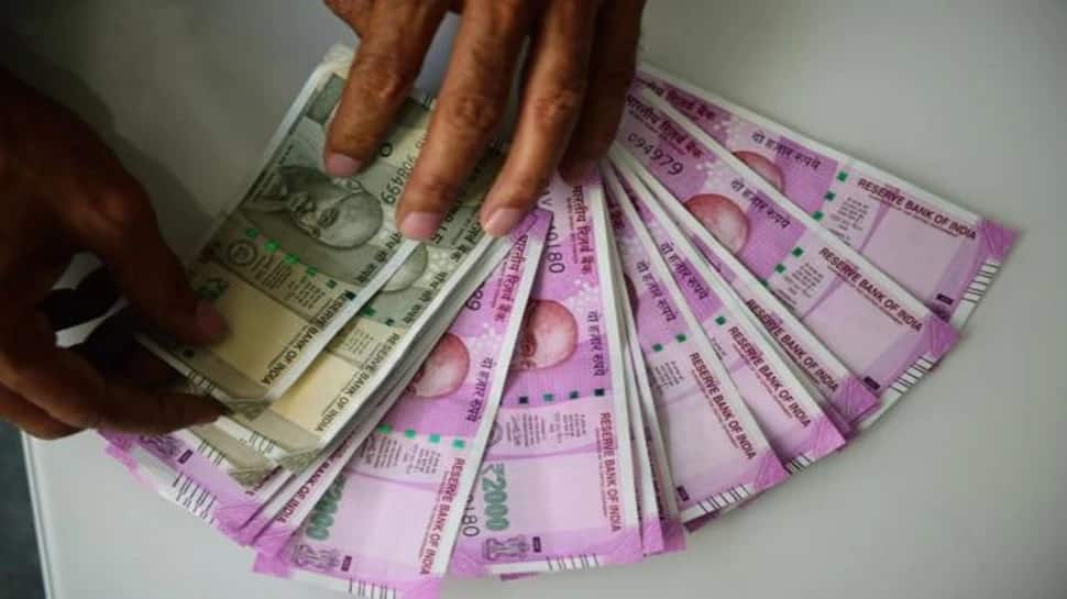 7th Pay Commission: કેન્દ્રીય કર્મચારીઓ માટે 17% ની જગ્યાએ 28% થઈ જશે DA, પગારમાં થશે વધારો 7th Pay Commission: કેન્દ્રીય કર્મચારીઓ માટે 17% ની જગ્યાએ 28% થઈ જશે DA, પગારમાં થશે વધારો