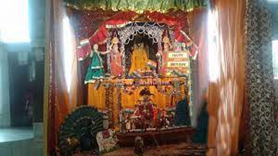 આવતીકાલથી ભક્તો માટે ખૂલશે આ મંદિરોના દરવાજા, સરકારે આપી છૂટ આવતીકાલથી ભક્તો માટે ખૂલશે આ મંદિરોના દરવાજા, સરકારે આપી છૂટ