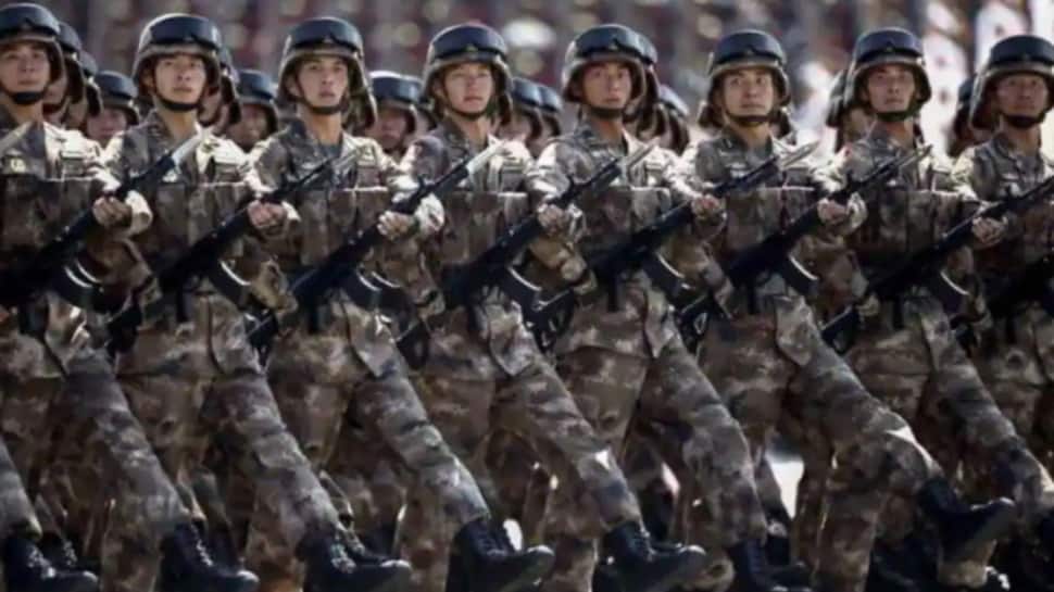 China એ સેના વિરૂદ્ધ બોલનાર સામે બનાવ્યો કડક કાયદો, જાણો શું છે તેનો ભય? China એ સેના વિરૂદ્ધ બોલનાર સામે બનાવ્યો કડક કાયદો, જાણો શું છે તેનો ભય?