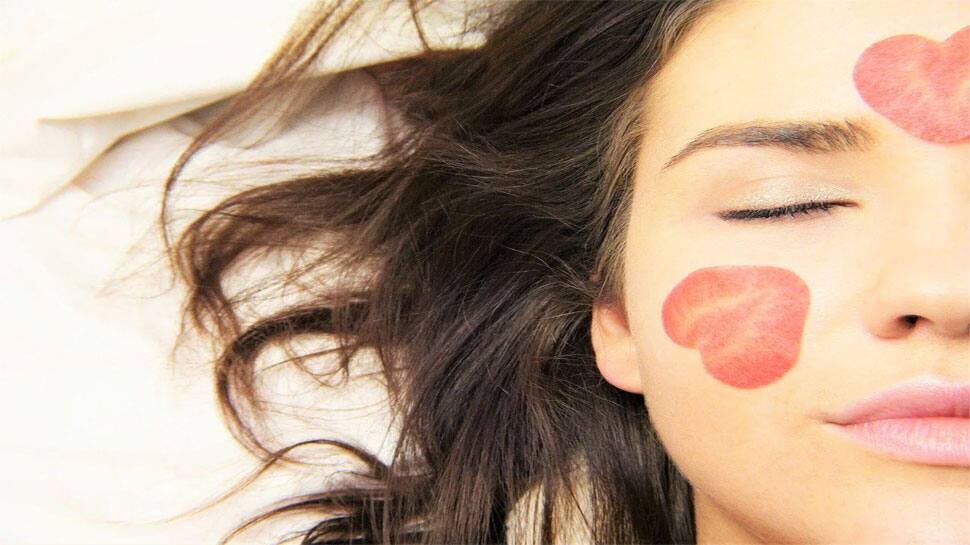 Girls Secrets: બોયફ્રેન્ડની યાદ આવે તો યુવતીઓ સૌથી પહેલા કરે છે આ કામ Girls Secrets: બોયફ્રેન્ડની યાદ આવે તો યુવતીઓ સૌથી પહેલા કરે છે આ કામ