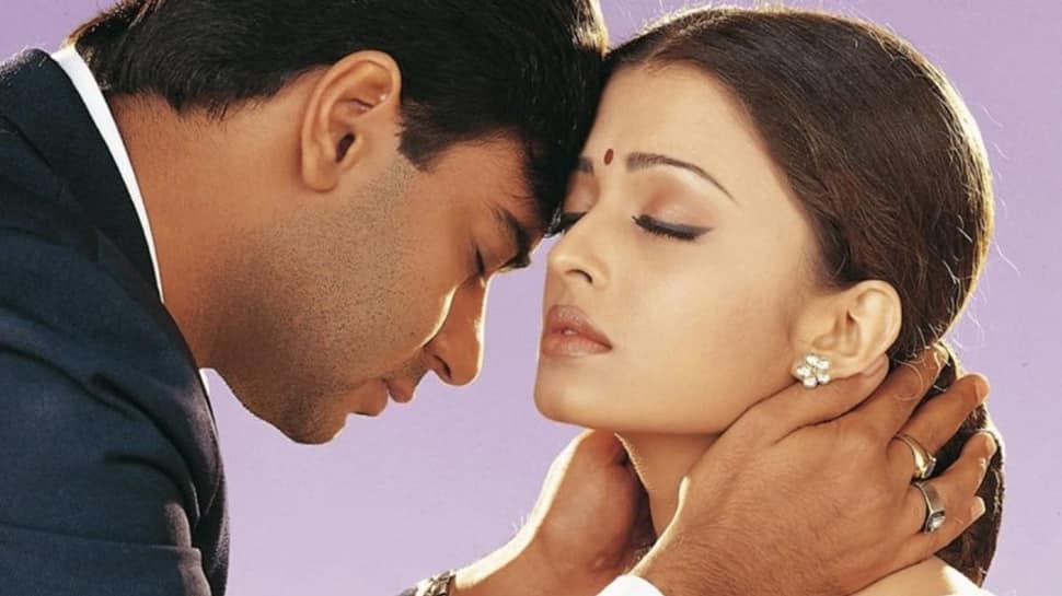 Hum Dil De Chuke Sanam ના 22 વર્ષ: અજય દેવગણ પોસ્ટ કરી કહ્યું- વિચાર્યું ન હતું કે ઇતિહાસ રચી દેશે Hum Dil De Chuke Sanam ના 22 વર્ષ: અજય દેવગણ પોસ્ટ કરી કહ્યું- વિચાર્યું ન હતું કે ઇતિહાસ રચી દેશે