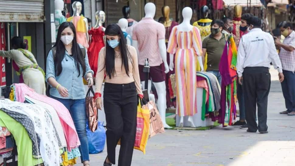 Delhi Unlock-4: બાર-રેસ્ટોરા ખોલવાની મળી મંજૂરી, રાતે 10 વાગ્યા સુધી લોકો કરી શકશે એન્જોય Delhi Unlock-4: બાર-રેસ્ટોરા ખોલવાની મળી મંજૂરી, રાતે 10 વાગ્યા સુધી લોકો કરી શકશે એન્જોય
