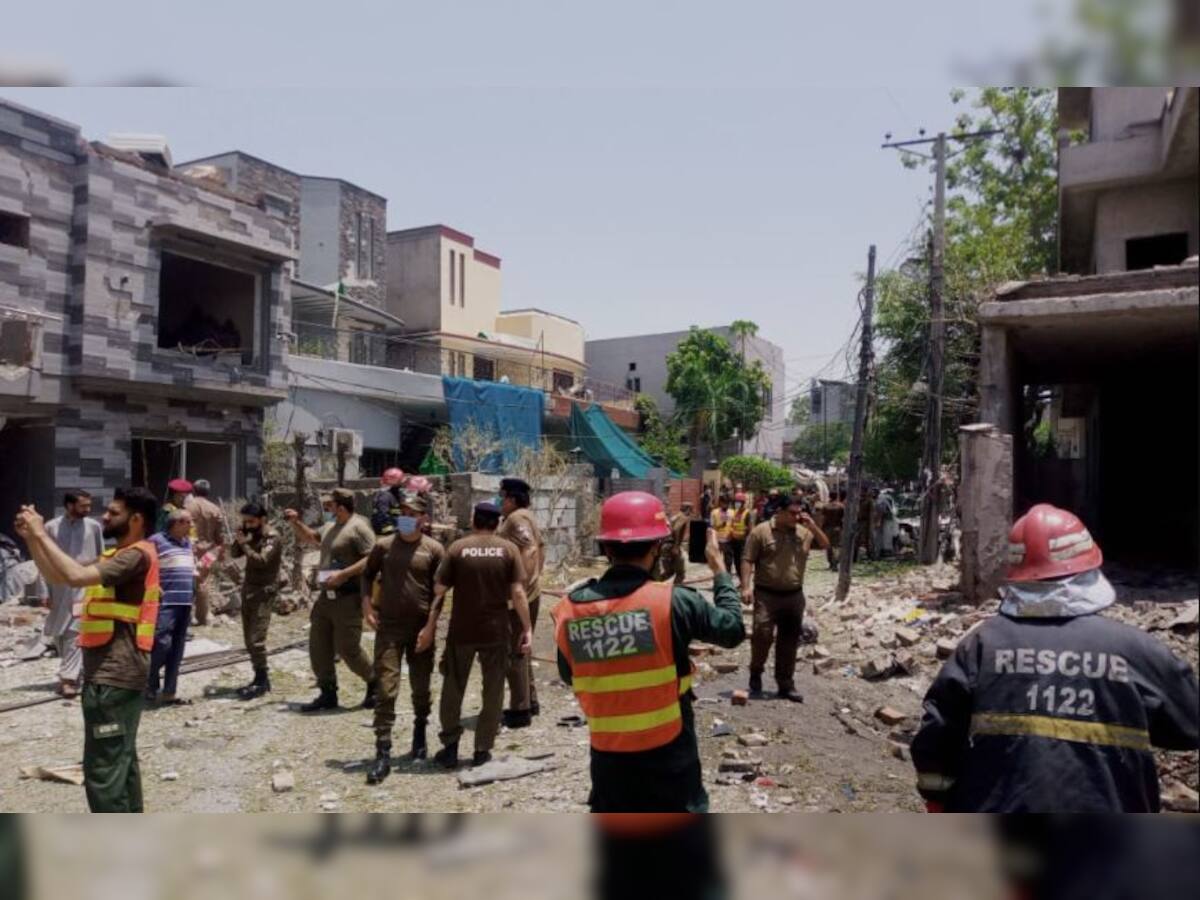 Pakistan: આતંકી હાફિઝ સઈદના ઘર પાસે જોરદાર વિસ્ફોટ, 2 લોકોના મોત, અનેક ઘાયલ