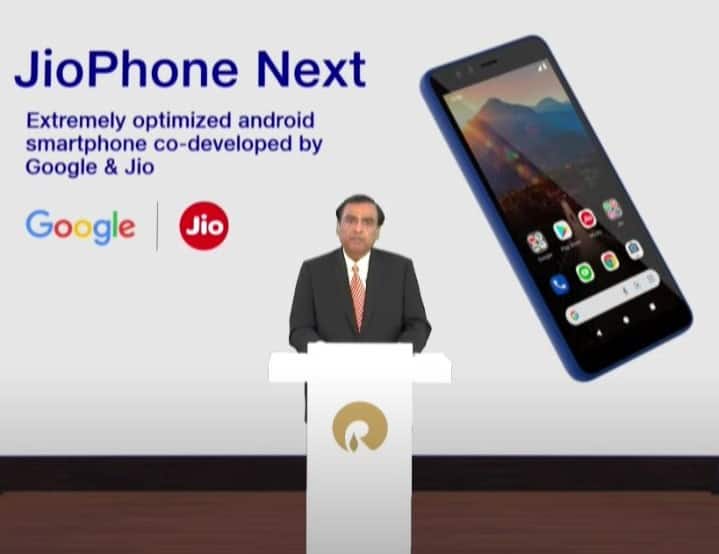 Reliance brings the world's cheapest Jio phone