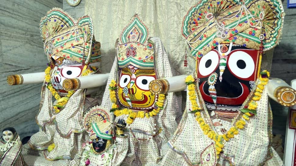 Bhavnagar: જગન્નાથજી રથયાત્રાની તડામાર તૈયારીઓ, પાંચ નદીઓના નીરથી કરાયો જળાભિષેક Bhavnagar: જગન્નાથજી રથયાત્રાની તડામાર તૈયારીઓ, પાંચ નદીઓના નીરથી કરાયો જળાભિષેક