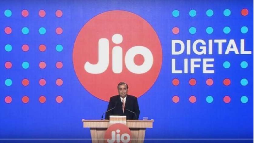 Reliance Jio: દરરોજ 3GB ડેટા, અનલિમિડેટ કોલિંગ, એક વર્ષની વેલિડિટી, સાથે મળશે અન્ય લાભ Reliance Jio: દરરોજ 3GB ડેટા, અનલિમિડેટ કોલિંગ, એક વર્ષની વેલિડિટી, સાથે મળશે અન્ય લાભ