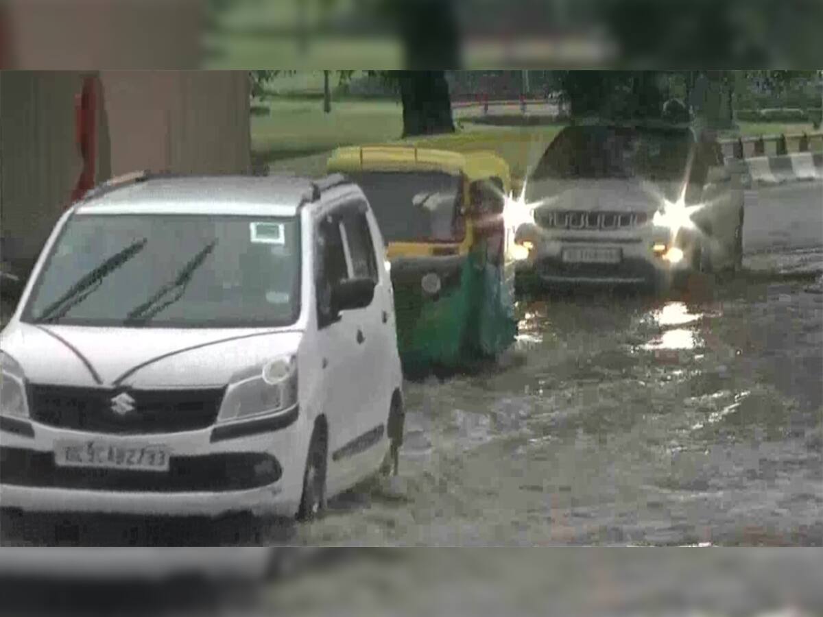 Weather latest update: આખરે Delhi-NCR પહોંચ્યું ચોમાસુ, આજે આ રાજ્યોમાં ભારે વરસાદની આગાહી