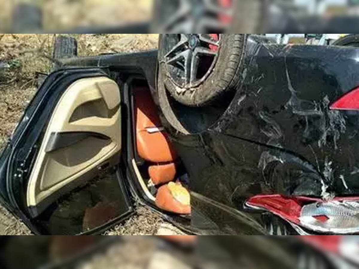 Jamnagar Accident: હાઈવે પર શ્વાન આડુ આવતા કાર પલટી જતાં બે યુવકના કરૂણ મોત, 3 વ્યક્તિને ઇજા