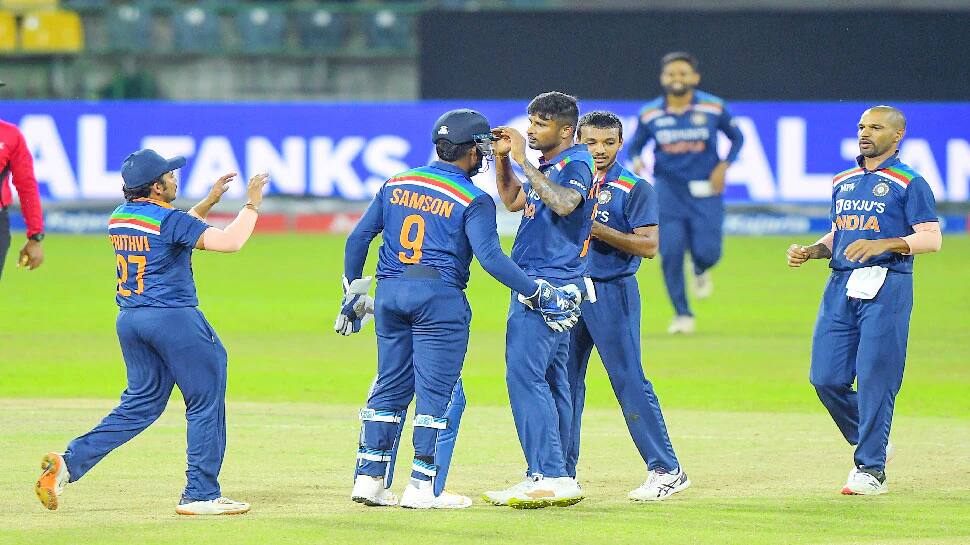 IND VS SL: છેલ્લી મેચમાં શ્રીલંકાએ મારી બાજી, ક્લીન સ્વીપ કરવાથી ચૂક્યું ભારત IND VS SL: છેલ્લી મેચમાં શ્રીલંકાએ મારી બાજી, ક્લીન સ્વીપ કરવાથી ચૂક્યું ભારત