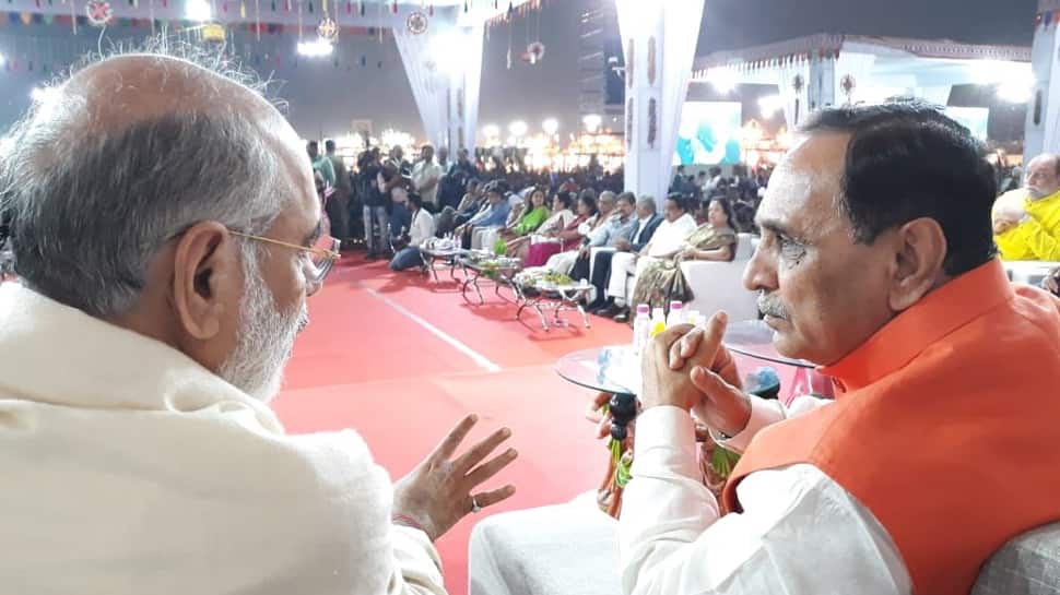 કોરોનાની સંભવીત ત્રીજી લહેરનો સામનો કરવા ગુજરાત સંપૂર્ણ સજ્જ છે: CM વિજય રૂપાણી કોરોનાની સંભવીત ત્રીજી લહેરનો સામનો કરવા ગુજરાત સંપૂર્ણ સજ્જ છે: CM વિજય રૂપાણી
