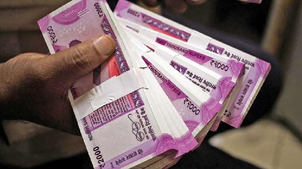 7th Pay Commission: કેન્દ્રીય કર્મચારીઓ માટે મોટી ખુશખબરી! પગારમાં ફરી થઈ શકે છે વધારો 7th Pay Commission: કેન્દ્રીય કર્મચારીઓ માટે મોટી ખુશખબરી! પગારમાં ફરી થઈ શકે છે વધારો