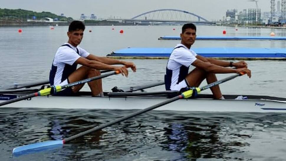 Tokyo Olympics 2020: રોઇંગમાં પુરી થઇ ભારતીય જોડીની સફર, ફાઇનલમાં પહોંચી શક્યા નહી અર્જુન અને અરવિંદ Tokyo Olympics 2020: રોઇંગમાં પુરી થઇ ભારતીય જોડીની સફર, ફાઇનલમાં પહોંચી શક્યા નહી અર્જુન અને અરવિંદ