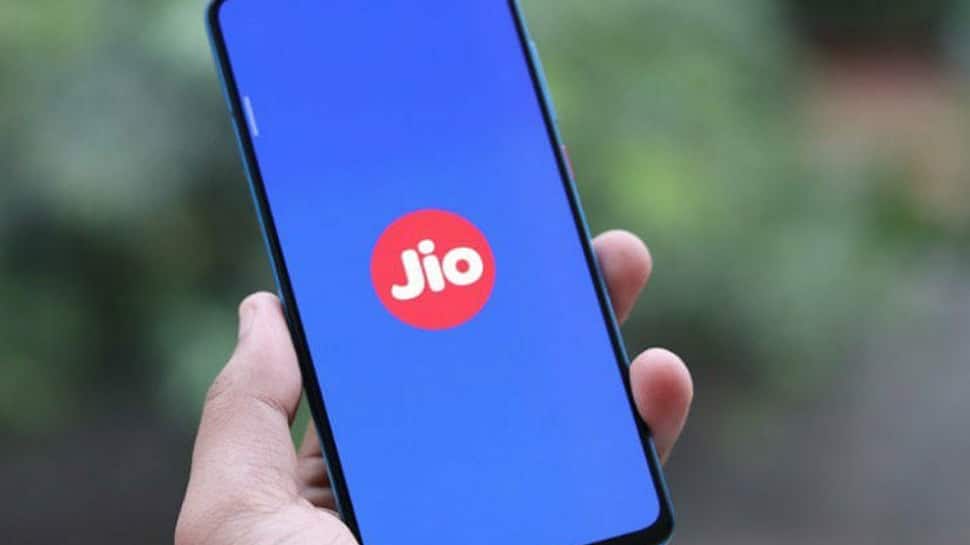 Jio એ લોન્ચ કર્યો સૌથી સસ્તો પ્લાન, એક પ્લાનના રિચાર્જ પર બે પ્લાન્સનો મળશે ફાયદો Jio એ લોન્ચ કર્યો સૌથી સસ્તો પ્લાન, એક પ્લાનના રિચાર્જ પર બે પ્લાન્સનો મળશે ફાયદો