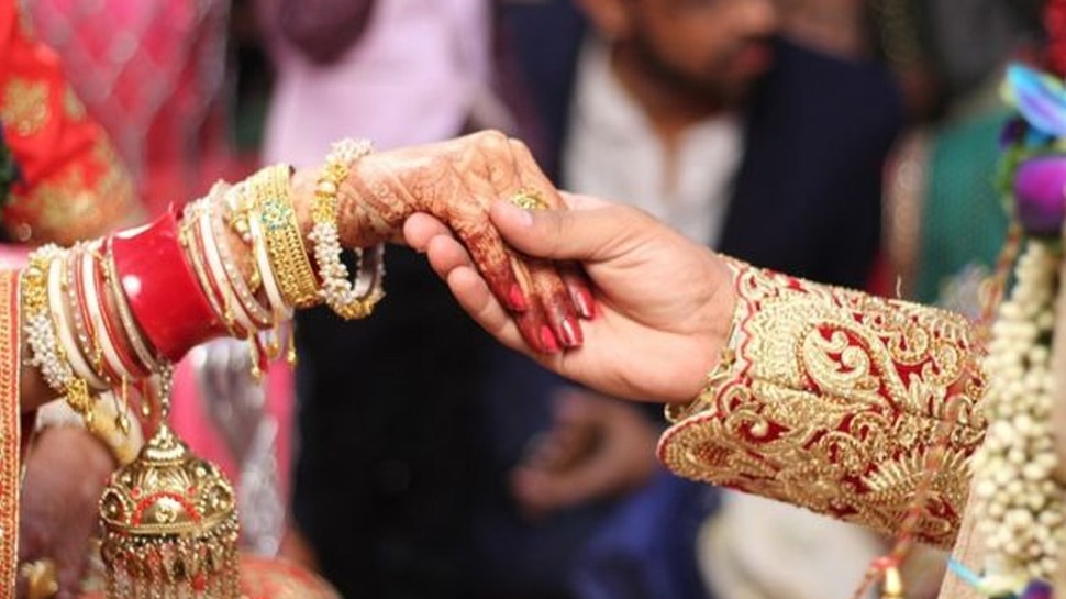 3 દિવસ સુધી ટોઈલેટ નથી જતું કપલ