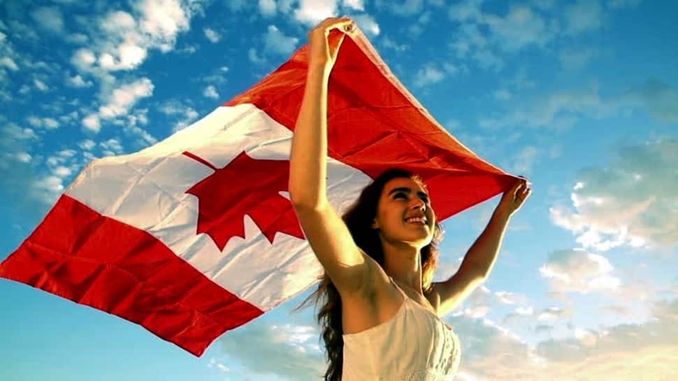 Canada જવા માગતા લોકો માટે Big News, કોરોનાને કારણે કેનેડા સરકારે Immigration ની પ્રક્રિયામાં કર્યો મોટો ફેરફાર Canada જવા માગતા લોકો માટે Big News, કોરોનાને કારણે કેનેડા સરકારે Immigration ની પ્રક્રિયામાં કર્યો મોટો ફેરફાર