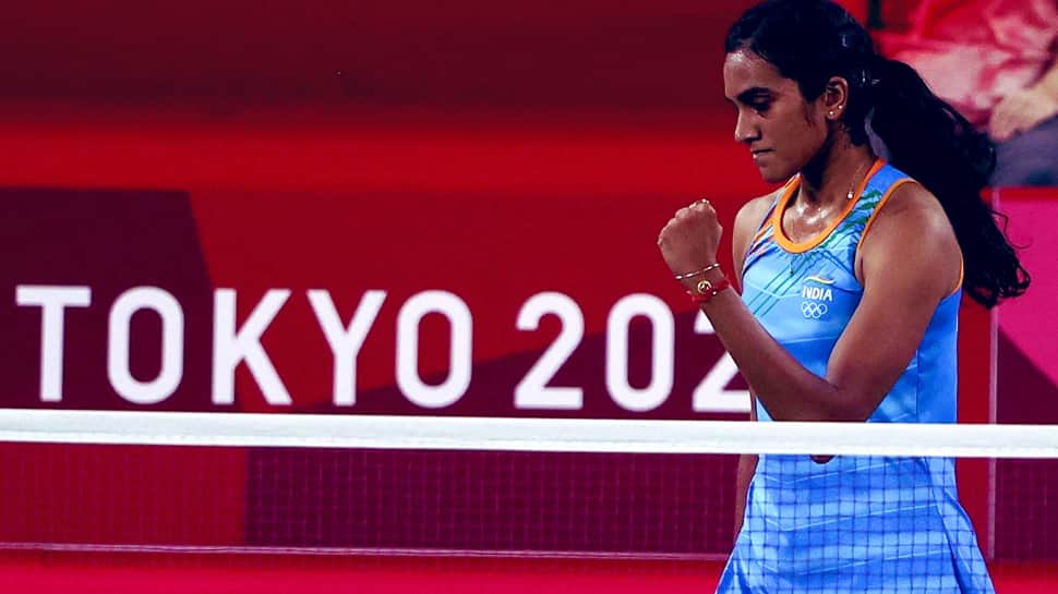 Tokyo Olympics: પીવી સિંધુએ જીત્યો બ્રોન્ઝ મેડલ, રાષ્ટ્રપતિ અને PM મોદી સહિત અન્ય લોકોએ પાઠવ્યા અભિનંદન Tokyo Olympics: પીવી સિંધુએ જીત્યો બ્રોન્ઝ મેડલ, રાષ્ટ્રપતિ અને PM મોદી સહિત અન્ય લોકોએ પાઠવ્યા અભિનંદન