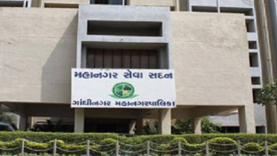 GANDHINAGAR: મહાનગરપાલિકાની ચૂંટણી ચોમાસા સુધી મોકૂફ, ત્યાર બાદ સમયોચિત્ત નિર્ણય લેવાશે GANDHINAGAR: મહાનગરપાલિકાની ચૂંટણી ચોમાસા સુધી મોકૂફ, ત્યાર બાદ સમયોચિત્ત નિર્ણય લેવાશે
