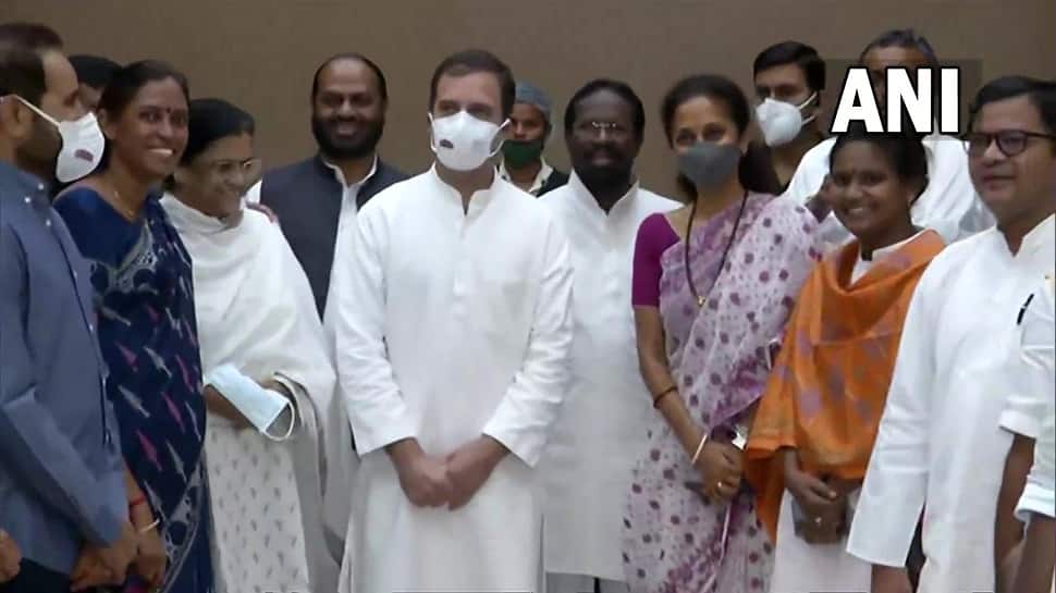 વિપક્ષની એકતાને લાગ્યો ઝટકો, Rahul Gandhi ની 'બ્રેકફાસ્ટ મીટિંગ' દરમિયાન ગેરહાજર રહી આ બે પાર્ટી વિપક્ષની એકતાને લાગ્યો ઝટકો, Rahul Gandhi ની 'બ્રેકફાસ્ટ મીટિંગ' દરમિયાન ગેરહાજર રહી આ બે પાર્ટી