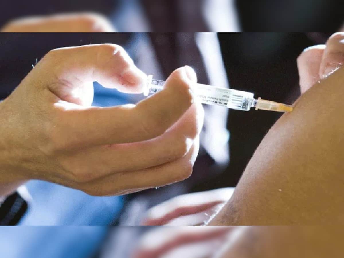 Corona: ભારતમાં રહેતા વિદેશી નાગરિકો પણ હવે લઈ શકશે કોરોના રસી, CoWIN પોર્ટલ પર કરવું પડશે રજિસ્ટ્રેશન
