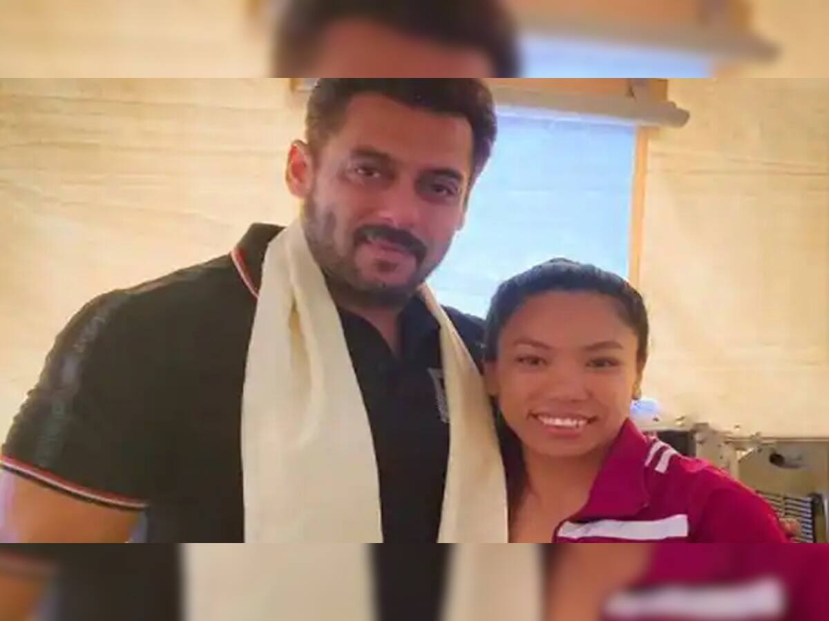 Salman Khan એ Mirabai Chanu સાથે શેર કર્યો ફોટો અને લોકો કરવા લાગ્યા બીજી વાતો!