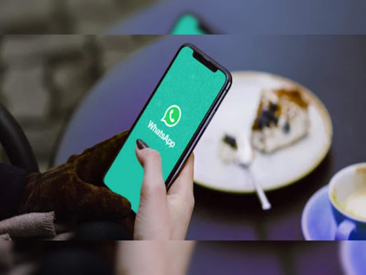 Whatsapp થયું 'રંગીન ' ! આ યૂઝર્સને મળી રહ્યું છે જક્કાસ ફીચર, બદલાઇ જશે મેસેજ વાંચવાનો અંદાજ