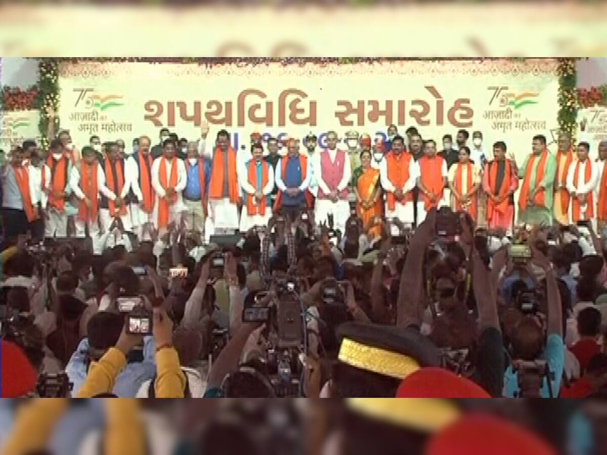 ગુજરાતમાં સત્તાની બાગડોર સંભાળવા ‘ટીમ ભૂપેન્દ્ર’ તૈયાર, 25 નવા મંત્રીઓએ શપથ લીધા 