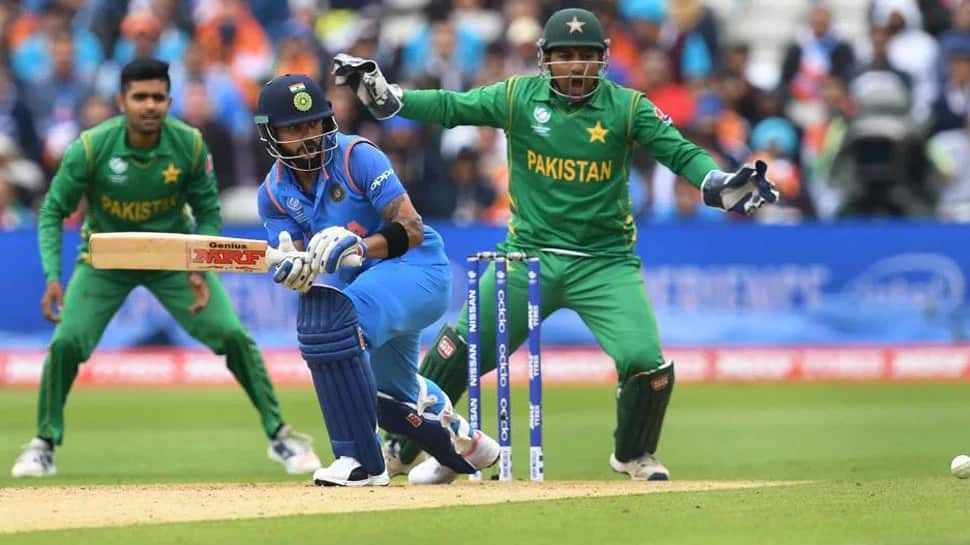 T20 World Cup 2021: પાકિસ્તાન સામે આવી રહશે ટીમ ઈન્ડિયાની Playing 11! આ દિગ્ગજ ખેલાડી થશે બહાર T20 World Cup 2021: પાકિસ્તાન સામે આવી રહશે ટીમ ઈન્ડિયાની Playing 11! આ દિગ્ગજ ખેલાડી થશે બહાર