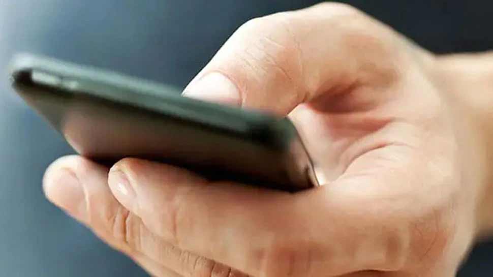 Telecom New Rule: બદલાઇ ગયા તમારા મોબાઇલ સિમ કાર્ડ સાથે સંકળાયેલા નિયમ, ફટાફટ જાણી લો Telecom New Rule: બદલાઇ ગયા તમારા મોબાઇલ સિમ કાર્ડ સાથે સંકળાયેલા નિયમ, ફટાફટ જાણી લો
