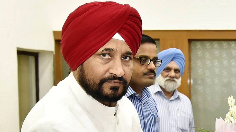 Punjab: ચરણજીત સિંહ ચન્નીને CM બનાવી કોંગ્રેસે એક સાથે 4 નિશાન સાધ્યા, જાણો સિદ્ધુનો મેળ કેમ ન પડ્યો? Punjab: ચરણજીત સિંહ ચન્નીને CM બનાવી કોંગ્રેસે એક સાથે 4 નિશાન સાધ્યા, જાણો સિદ્ધુનો મેળ કેમ ન પડ્યો?