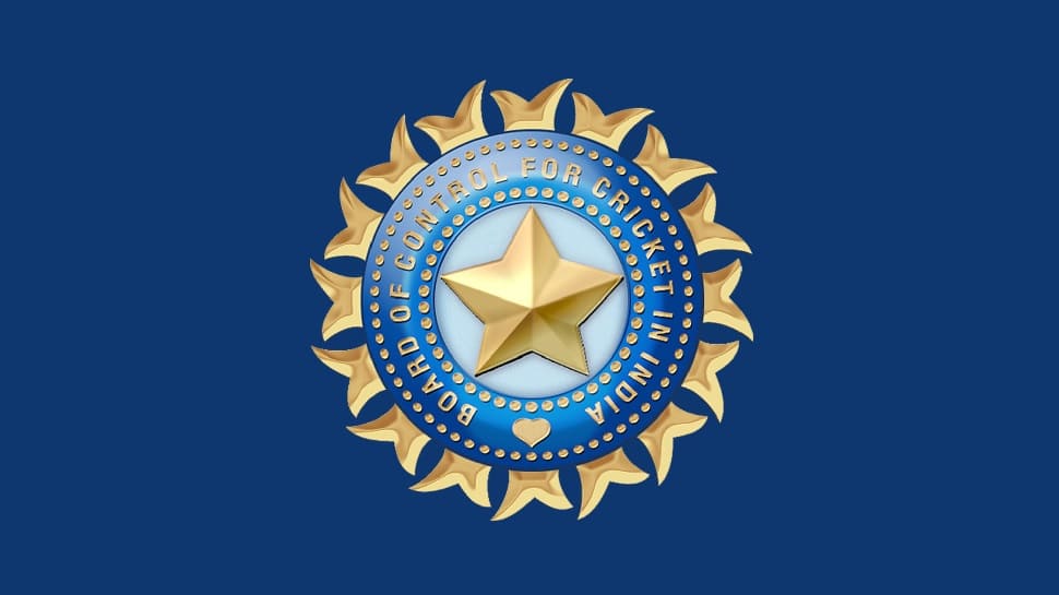 Domestic Cricketers: ડોમેસ્ટિક ક્રિકેટરો માટે ખુશીના સમાચાર, BCCI એ મેચ ફીમાં કર્યો વધારો Domestic Cricketers: ડોમેસ્ટિક ક્રિકેટરો માટે ખુશીના સમાચાર, BCCI એ મેચ ફીમાં કર્યો વધારો